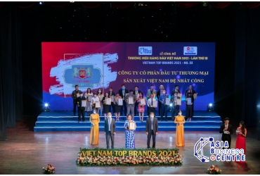 Việt Nam Đệ nhất Cổng vinh dự nhận giải thưởng "Top 10 Thương hiệu hàng đầu Việt Nam 2021"